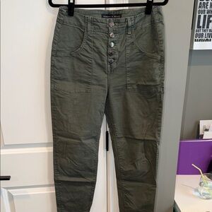 Veronica Beard Olive Button-Fly Pants